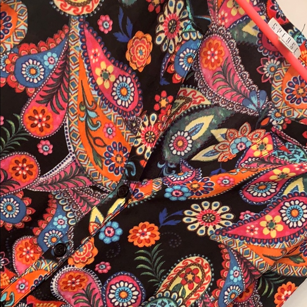 Colorful top! - Picture 5 of 5